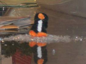 Pipe Cleaner Penguin in 10 Easy Steps – Step by Step Instructions